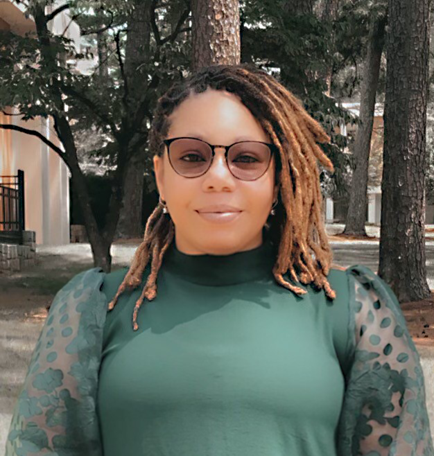 Ashlee Dennis, Grad Assistant