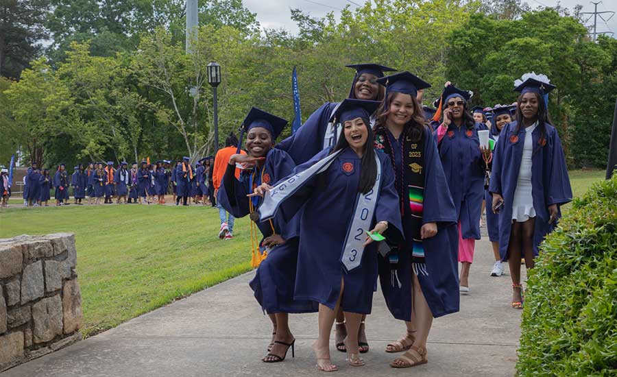 Graduates celebrate commencement