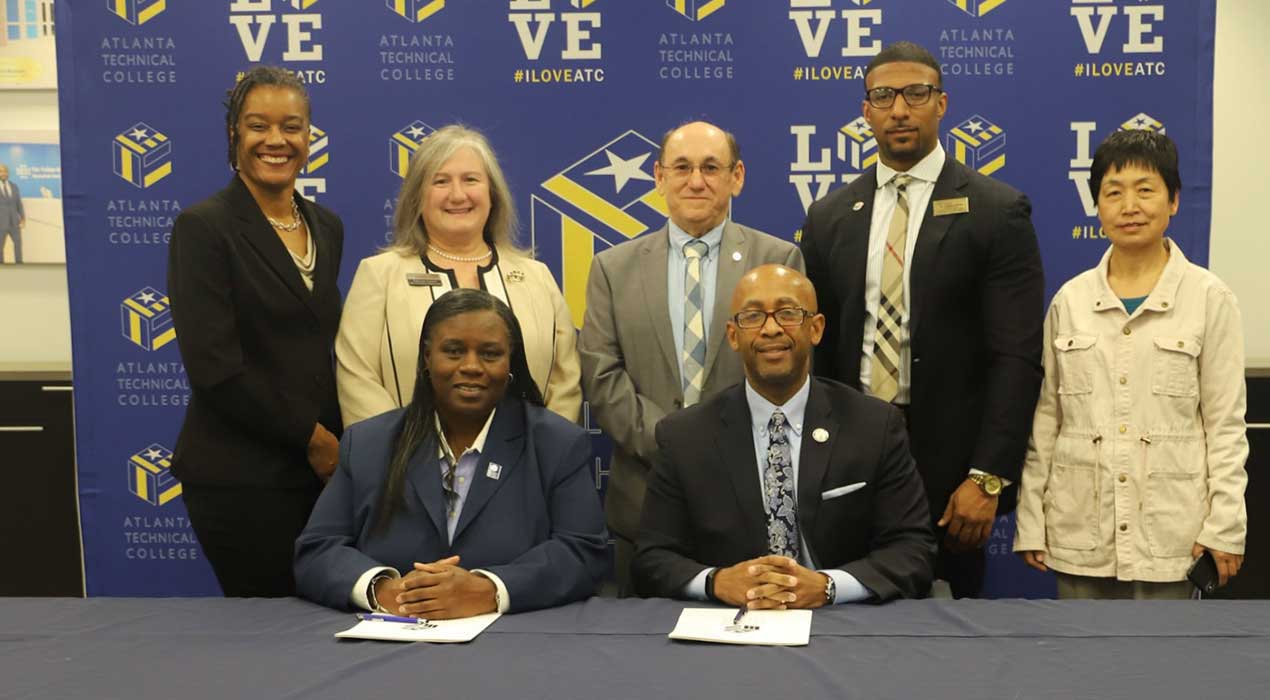 Clayton State University signs a memorandum of understanding with Atlanta Technical College
