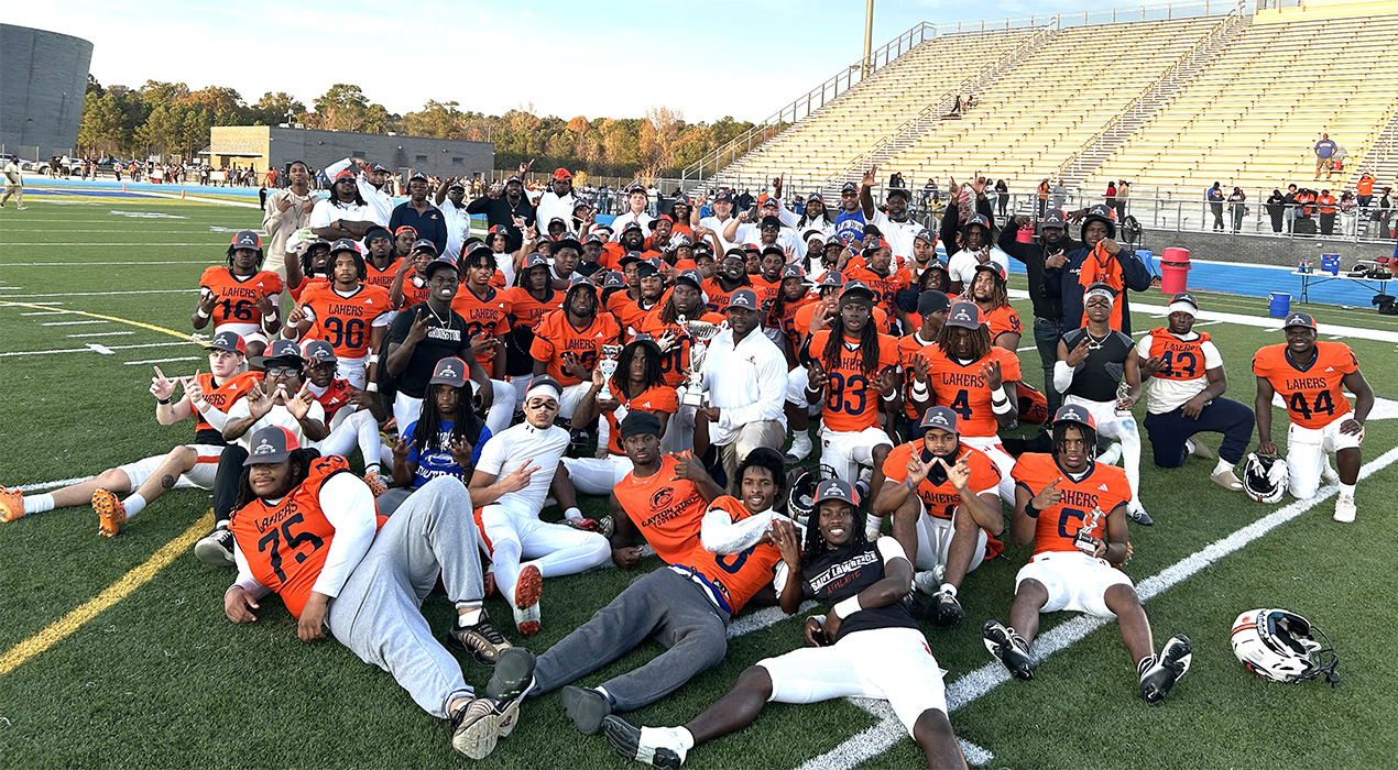 clayton-state-football-team