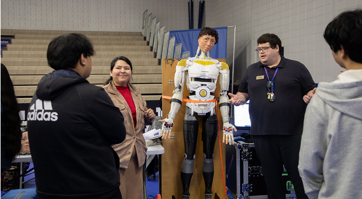 stem-instructor-demonstrates-robot-for-students